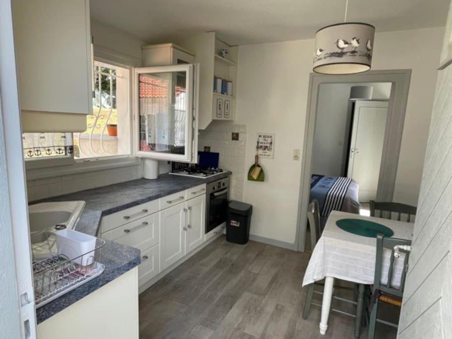 Adorable Petite Maison A 400M De La Mer Villa Saint-Georges-de-Didonne Kültér fotó